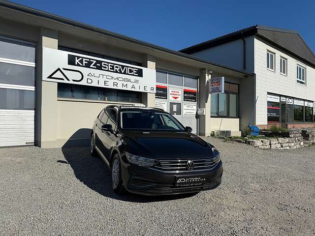 Gebrauchtwagen Volkswagen Passat Variant Business 2,0 SCR TDI DSG in Oberösterreich